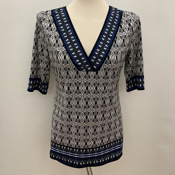 Max Studio Women's Top Small Blue White Black Multi-color V-neck - Picture 1 of 7
